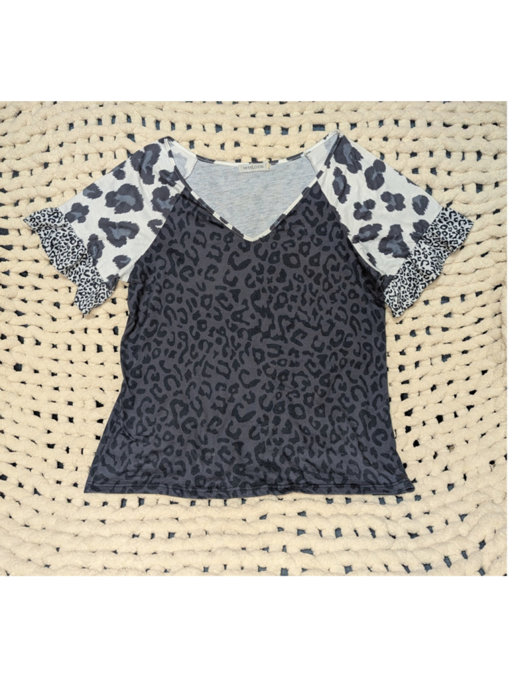 Misslook Women's Large Mixed Leopard Print Ruffle Sleeve V Neck Top Gray Black